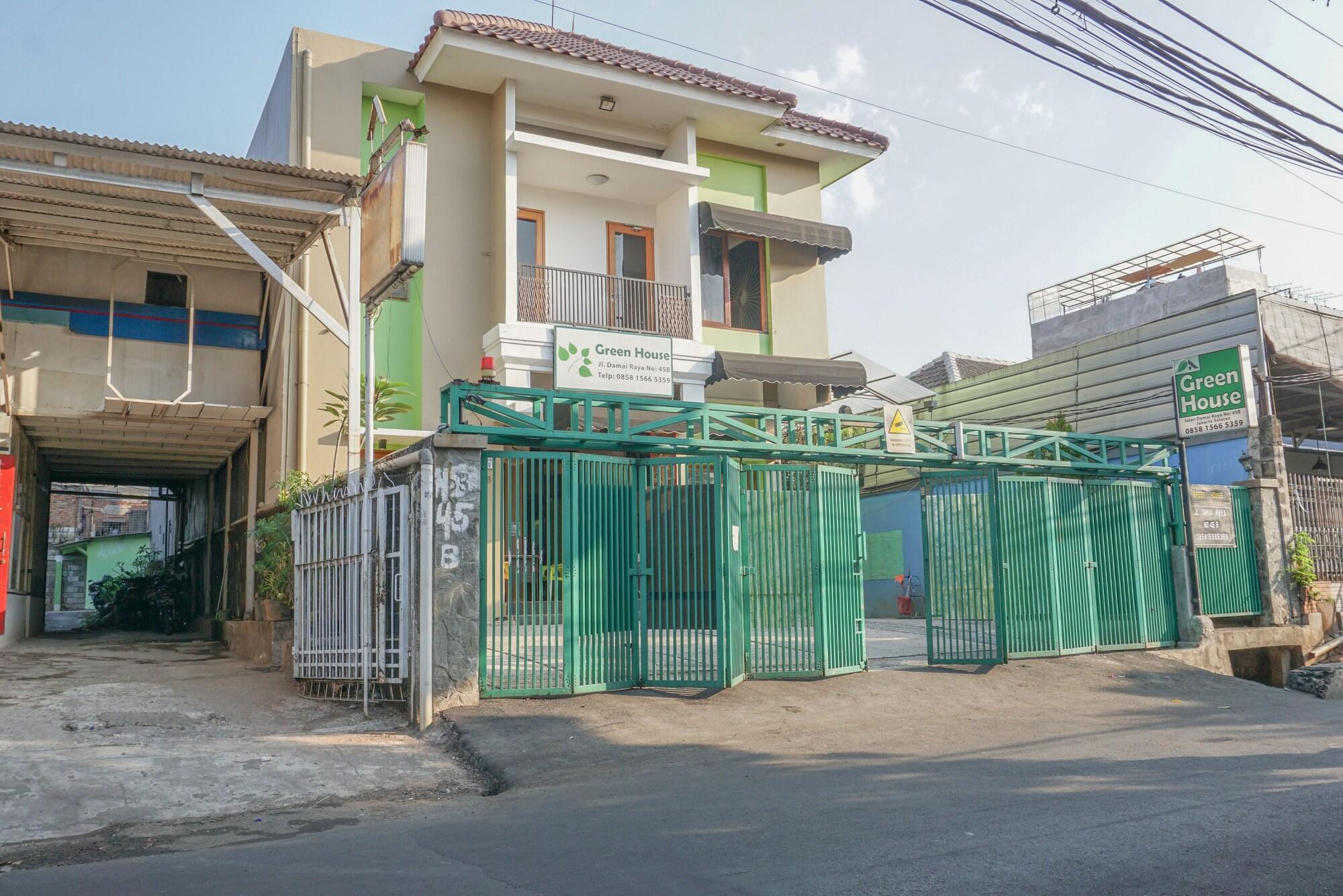 Reddoorz Near Kemang Square Hotel Jacarta Exterior foto